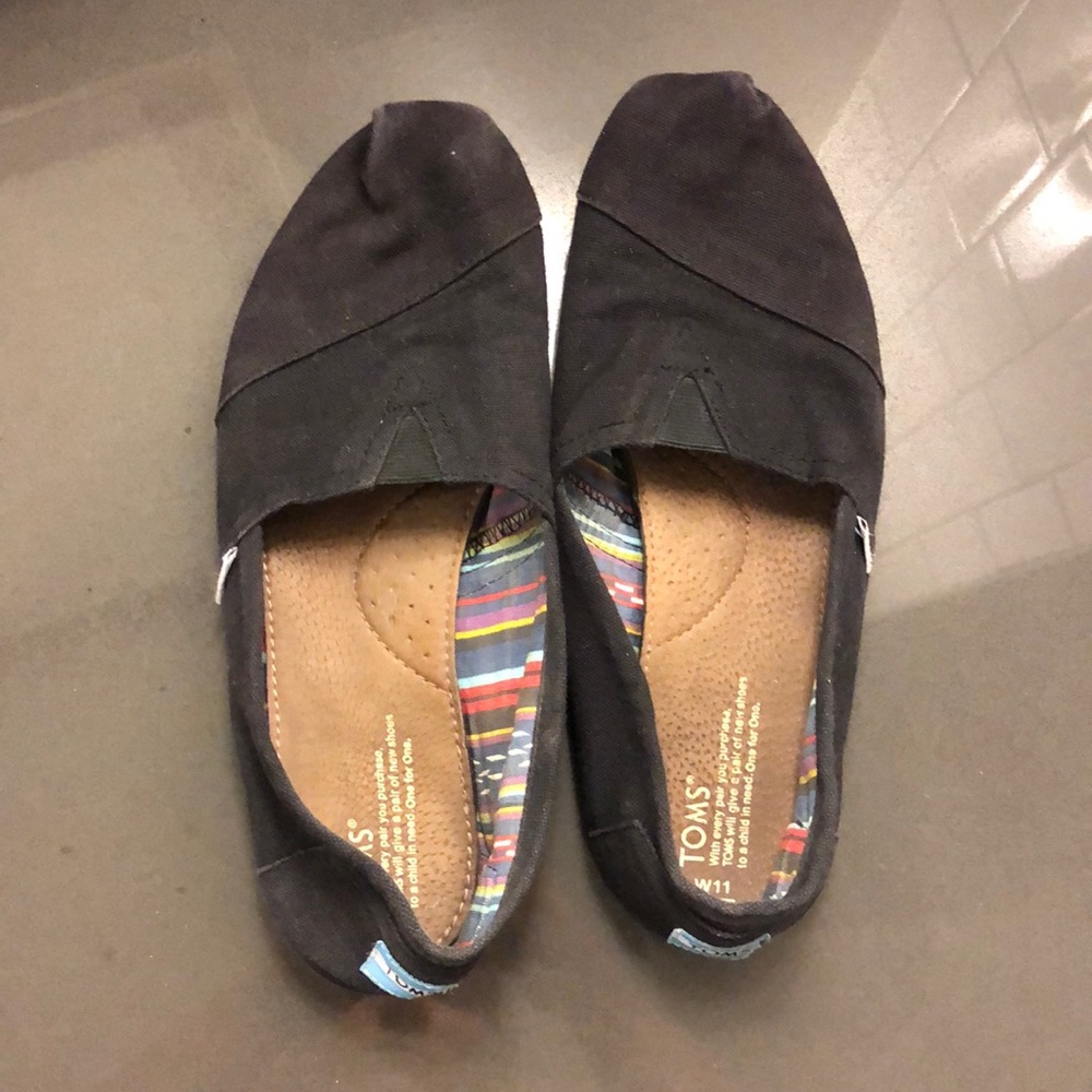 TOMS Shoes